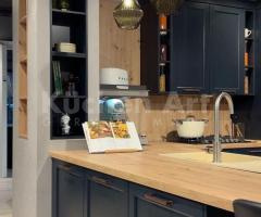 Cuisine en L haut de gamme rustique | Bois véritable à Moitié Prix – Élégance Intemporelle - 5